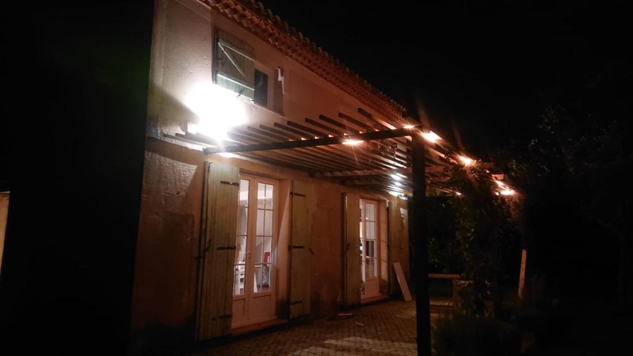 Charmant Mazet Nîmes Kültér fotó